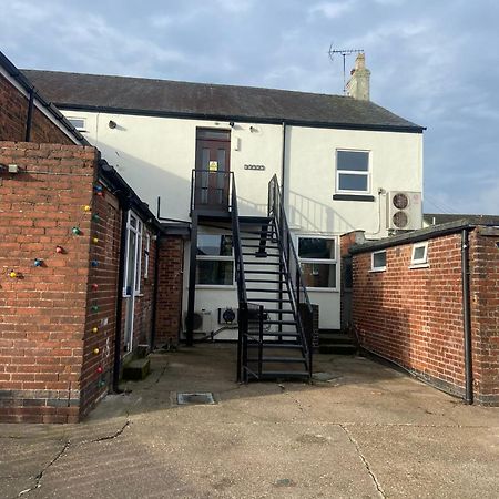 The Willow Tree Inn Pilsley  Exterior photo